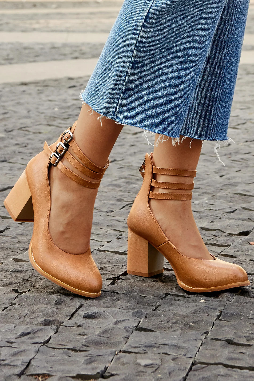 Caa™ | Sandales élégantes lisses avec bride de cheville et talon épais pour un look sophistiqué